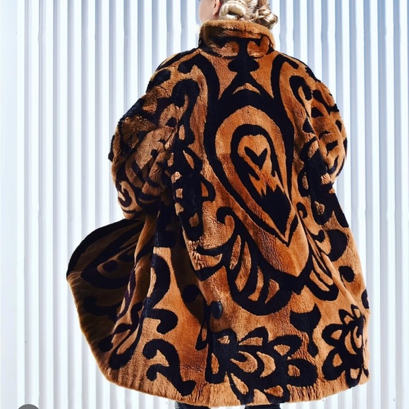 Revillion vintage sheared Beaver Fur Coat.  - Picture 3 of 10